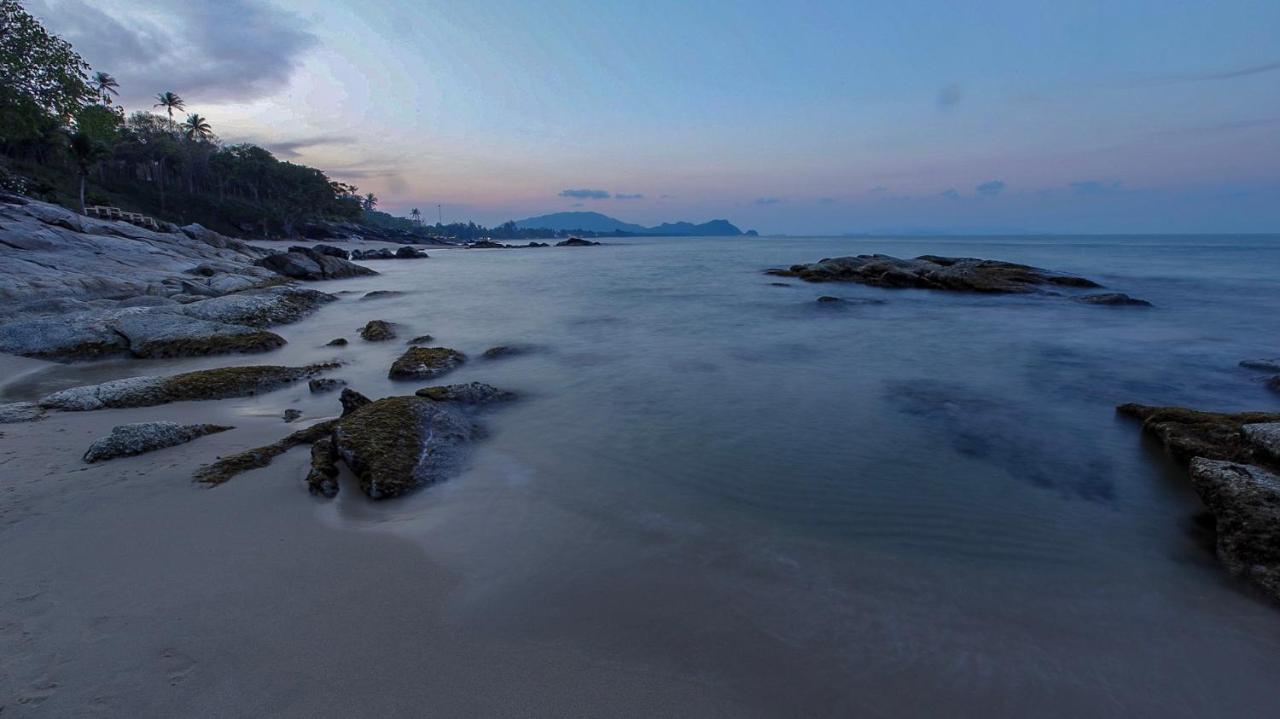 Khanom Hill Resort Exterior photo