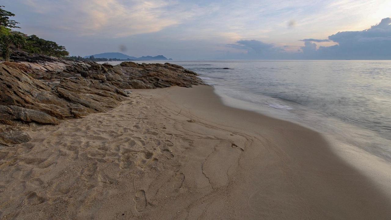 Khanom Hill Resort Exterior photo